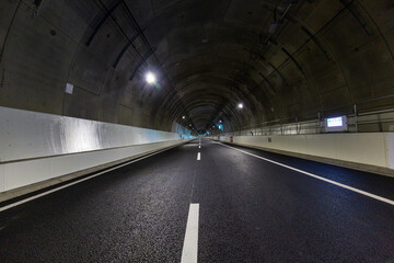 中央環状線山手トンネル（首都高速道路・東京都）