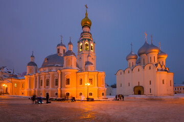 Fototapeta na wymiar Kremlin square on a January evening. Vologda, Russia