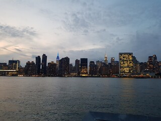 Naklejka premium dusk in manhattan