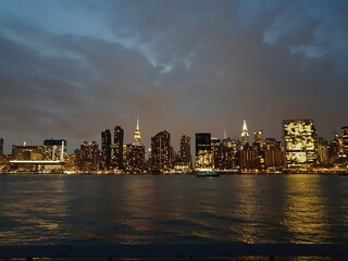 Obraz premium dusk in manhattan