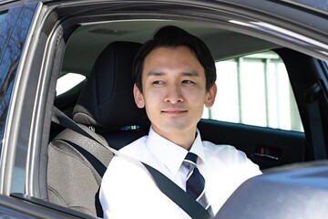 日本人男性　ビジネスマン　ポートレート