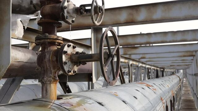 Steam and scalding water from steam pump valve