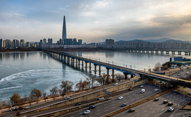 Fototapeta premium View of Han river in Seoul city, South Korea