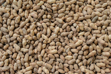 A large number of peanuts