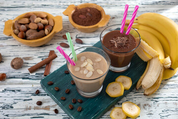 frullato banana cioccolato e noci