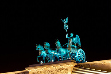 brandenburg gate with quadriga at night © fotowunsch