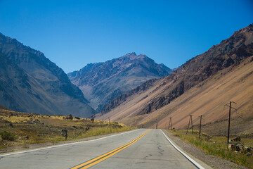 the road to the mountains