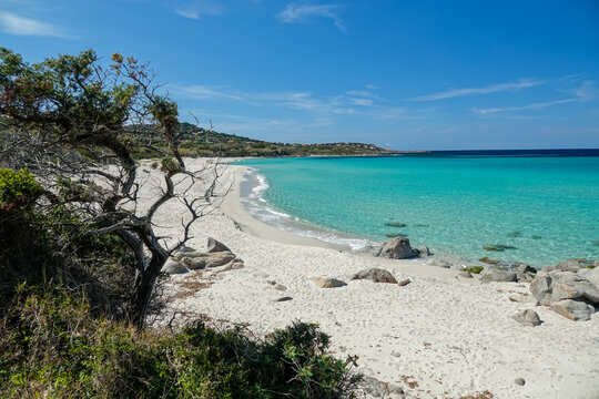La plage de Ghjunchitu, en Corse 