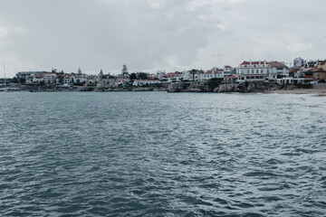 Naklejka premium Beautiful evening view on ocean promenade in Portugal
