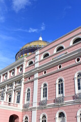 Obraz premium Historical building of the state of Amazonas, the beautiful Teatro Amazonas with the blue sky