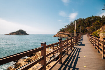 Fototapeta na wymiar Seonyudo Island Dulle-gil sea and trail in Gunsan, Korea