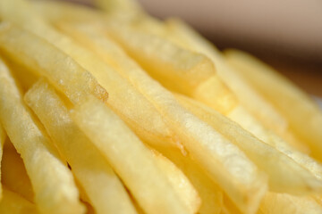 迫るフライドポテトの先端