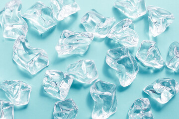 小さな透明の置き物