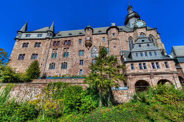 Das Marburger Schloß von unten