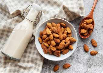 Almond milk and almonds