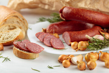 Sandwich with smoked sausage.