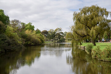 Fototapeta na wymiar Sunday Afternoon at Coburg Lake, Melbourne, Victoria, Australia