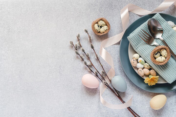 Easter table setting ideas, minimal decoration - Easter eggs, willow catkin branches, bird's nest...