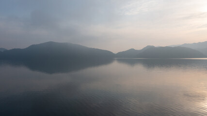 福井県三方五湖からの霧の景色 ドローン空撮