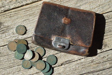 Alte Geldbörse mit Pfennigstücken