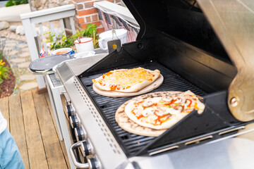 Grilled pizza