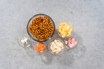 Easter Chocolate Covered Pretzel Bunnies and Ducklings