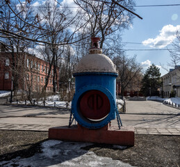 old power units and mechanisms to provide the city with water 