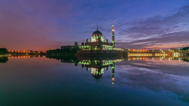 4K TL Sunrise of a Putra Mosque from Malaysia.