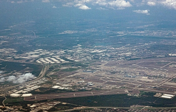aerial view of Dallas-Fort Worth airport, March 2021
