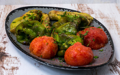 meatballs with potatoes