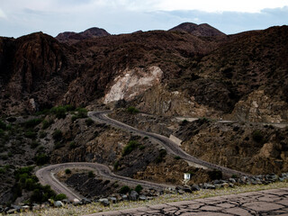 road to the mountains
