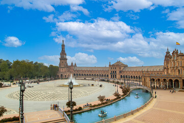 Fototapeta na wymiar A landmark attraction Plaza de Espana, a plaza in the Parque de Maria Luisa in Seville historic city center