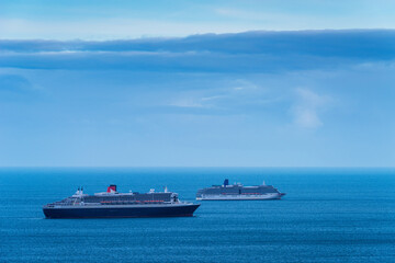 Fototapeta na wymiar View of Ferry Cruise from South West Coast Path, Shaldon, Devon, England, Europe