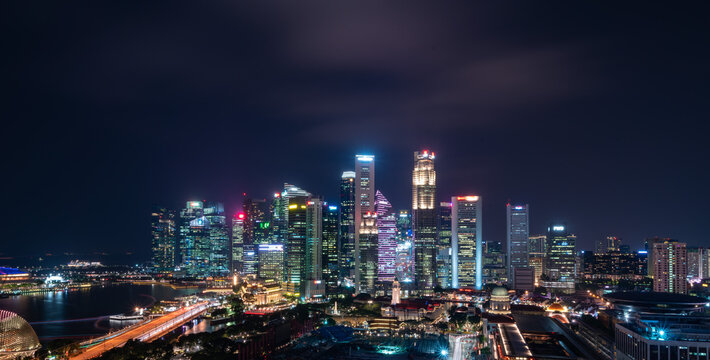 Night view at Singapore financial area. © hit1912
