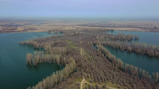 Zigzag-shaped island from a bird's eye view.