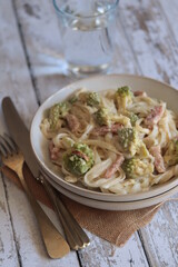 nouilles au chou romanesco et lardon