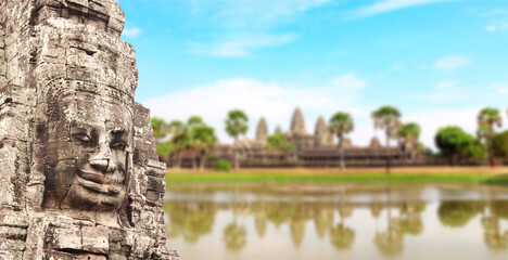 Fototapeta premium Giant stone face in Prasat Bayon Temple, Angkor Wat, Cambodia