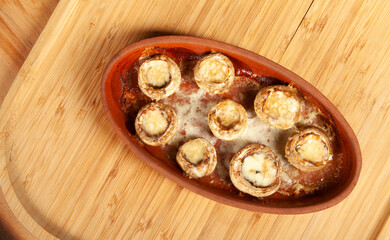 Baked white mushrooms in butter