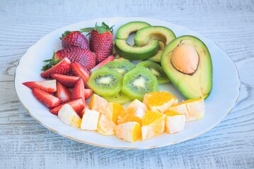 fruit cake with strawberry and kiwi