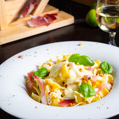 Tagliatelle with gorgonzola masarpone sauce and ham.