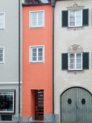 Obraz na płótnie Canvas Narrow facade in Bavaria