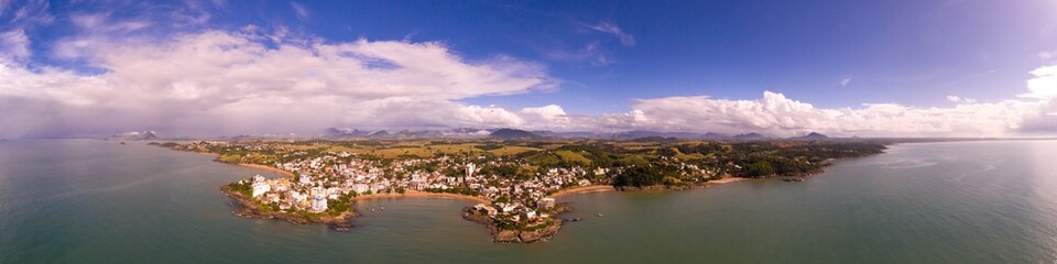 Fototapeta na wymiar Fotografia aérea da Praia Costa Azul em Iriri, no município de Anchieta, Espírito Santo, Brasil.