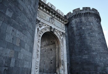 Napoli - Scorcio di Porta Capuana