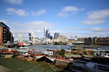Fototapeta na wymiar view of the Thames river, Tower Bridge