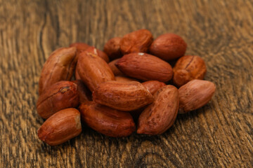 Raw peanut heap - for roast