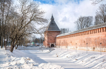 Kopytenskaya tower and gate in a brick wall in Smolensk