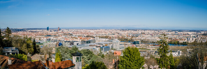 Fototapeta premium Panorama de Lyon depuis Saint Foy les Lyon