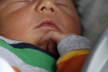 Ni&ntilde;o bebe var&oacute;n 