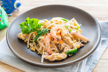 タイ料理　パッタイ