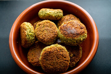 Plat de falafels plat sain du moyen orient